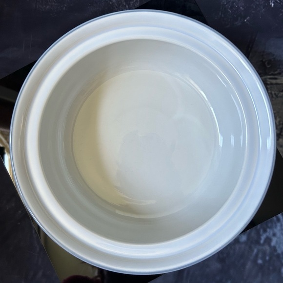 Pfaltzgraff Poetry Blue Roses Covered 2 Qt. Casserole Dish - Picture 5 of 7